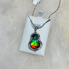Load image into Gallery viewer, Ammolite Hulu Pendant
