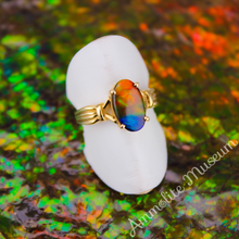 Load image into Gallery viewer, AURORA 14K Yellow Gold Oval Ammolite Ring
